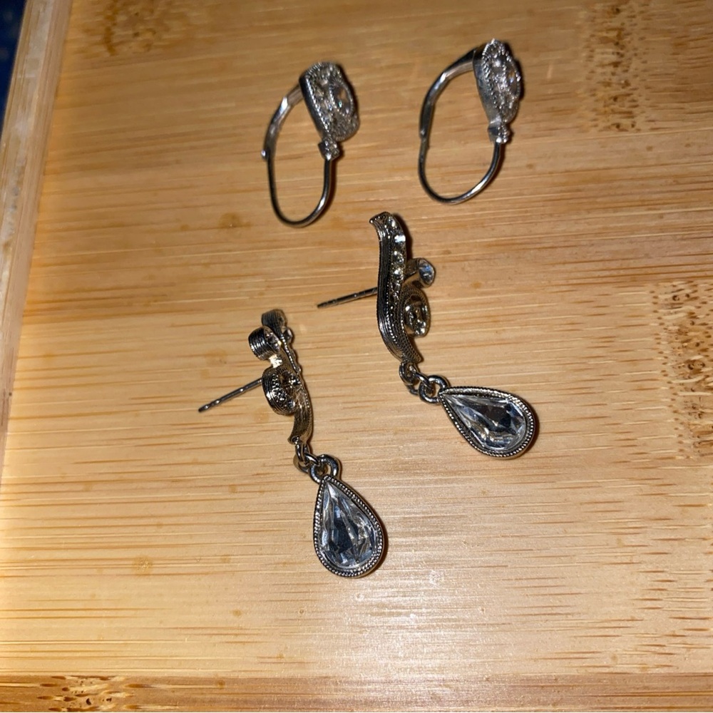 1928 Vintage Victorian earring set